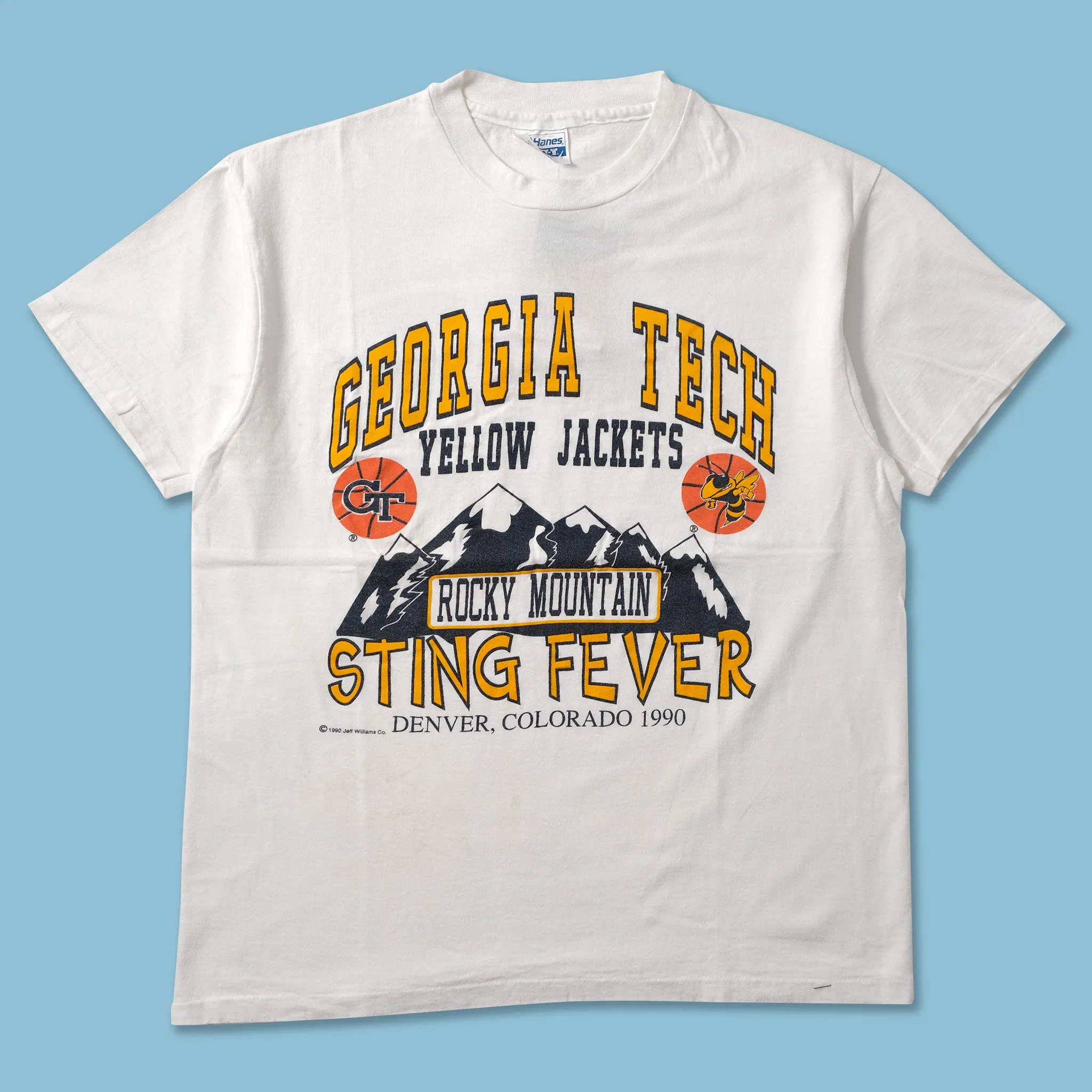 Active Look Cozy and Fashionable 1990 Georgia Tech T-Shirt Small
