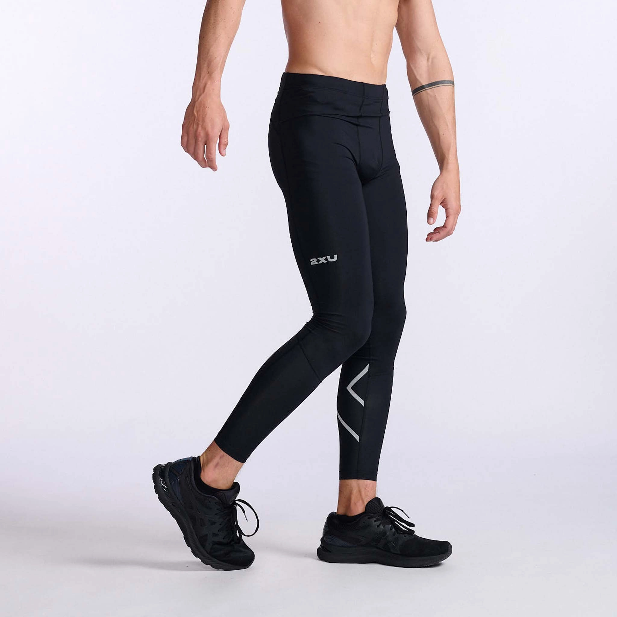 Pilates outfit Personality 2XU | Men's Aero Compression Tights - Black