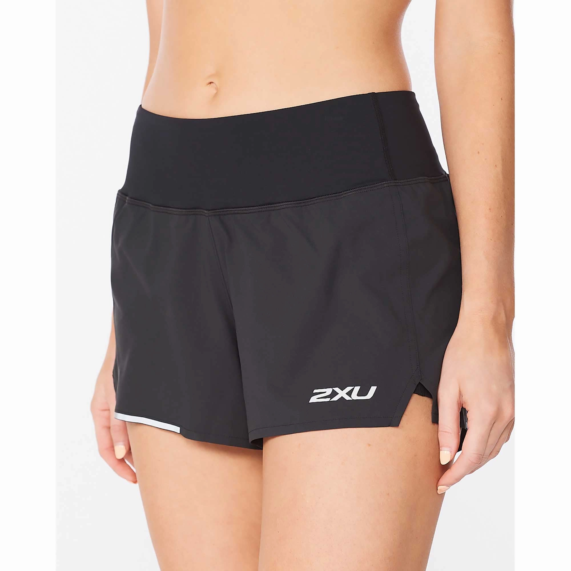 2XU | Women's Aero 2-in-1 3 Inch Short Lightweight insulation
