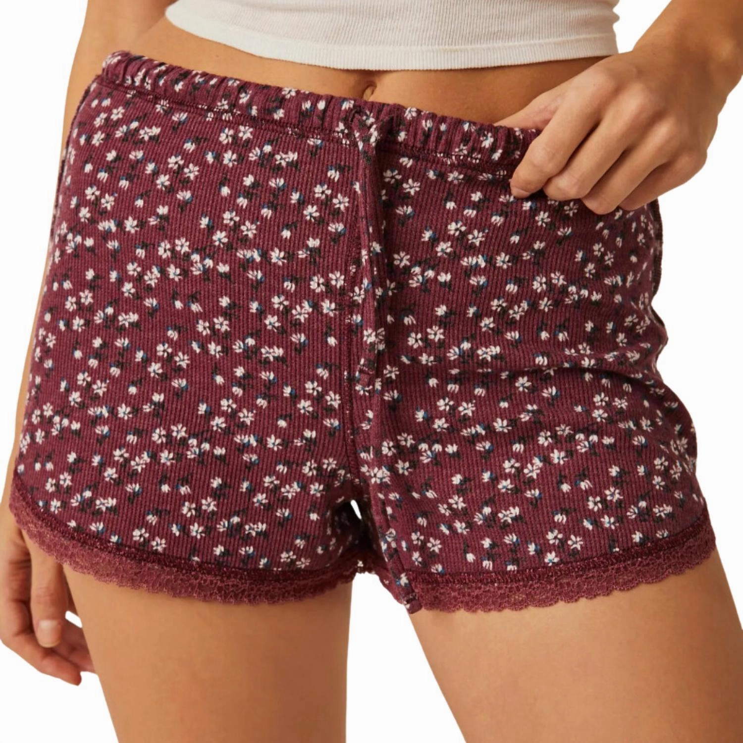 Convertible Features Sugar Dreams Sleep Short In Wine Combo