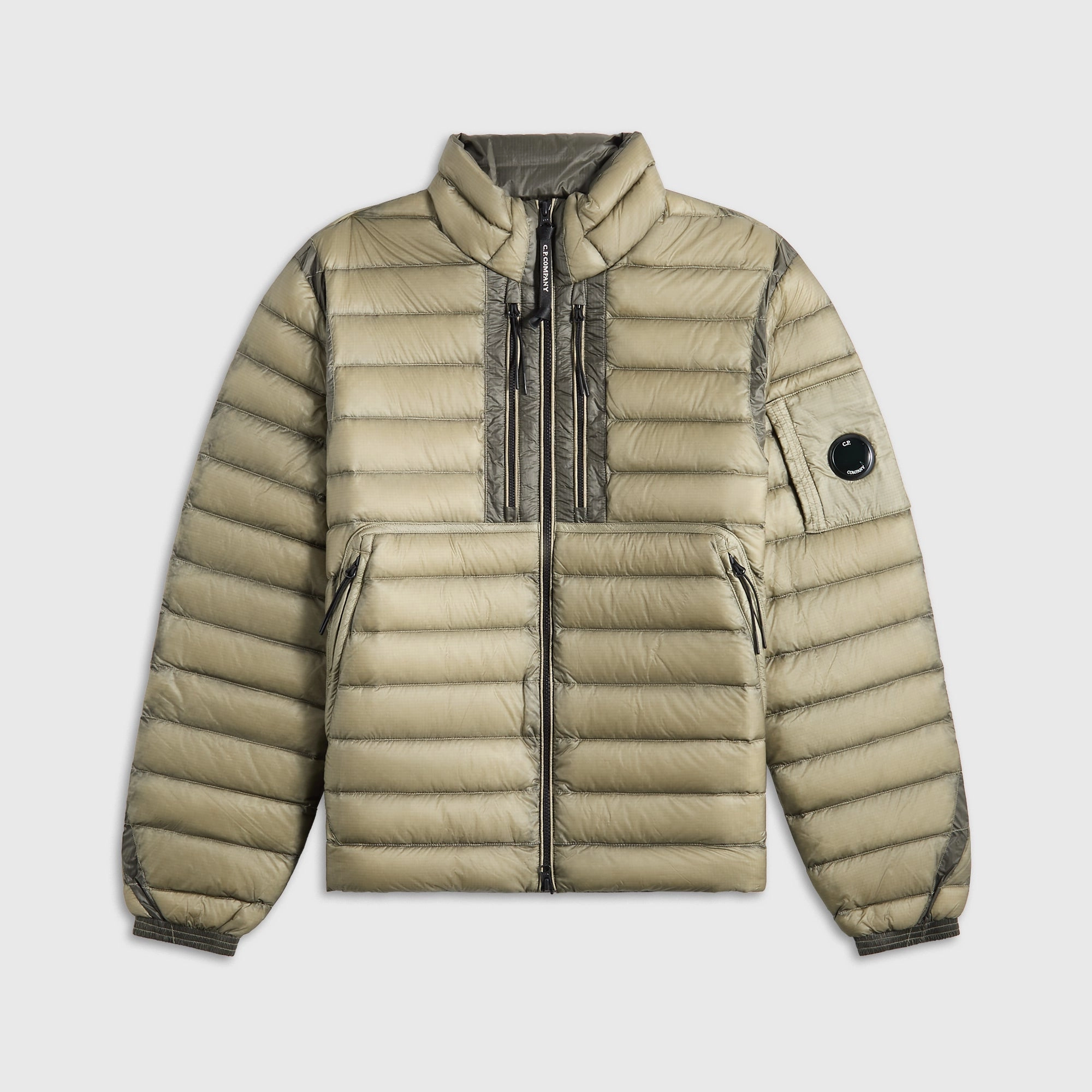 C.P. Company DD-Shell Medium Jacket ?C Fallen rock Cozy Design HighNeckDesign