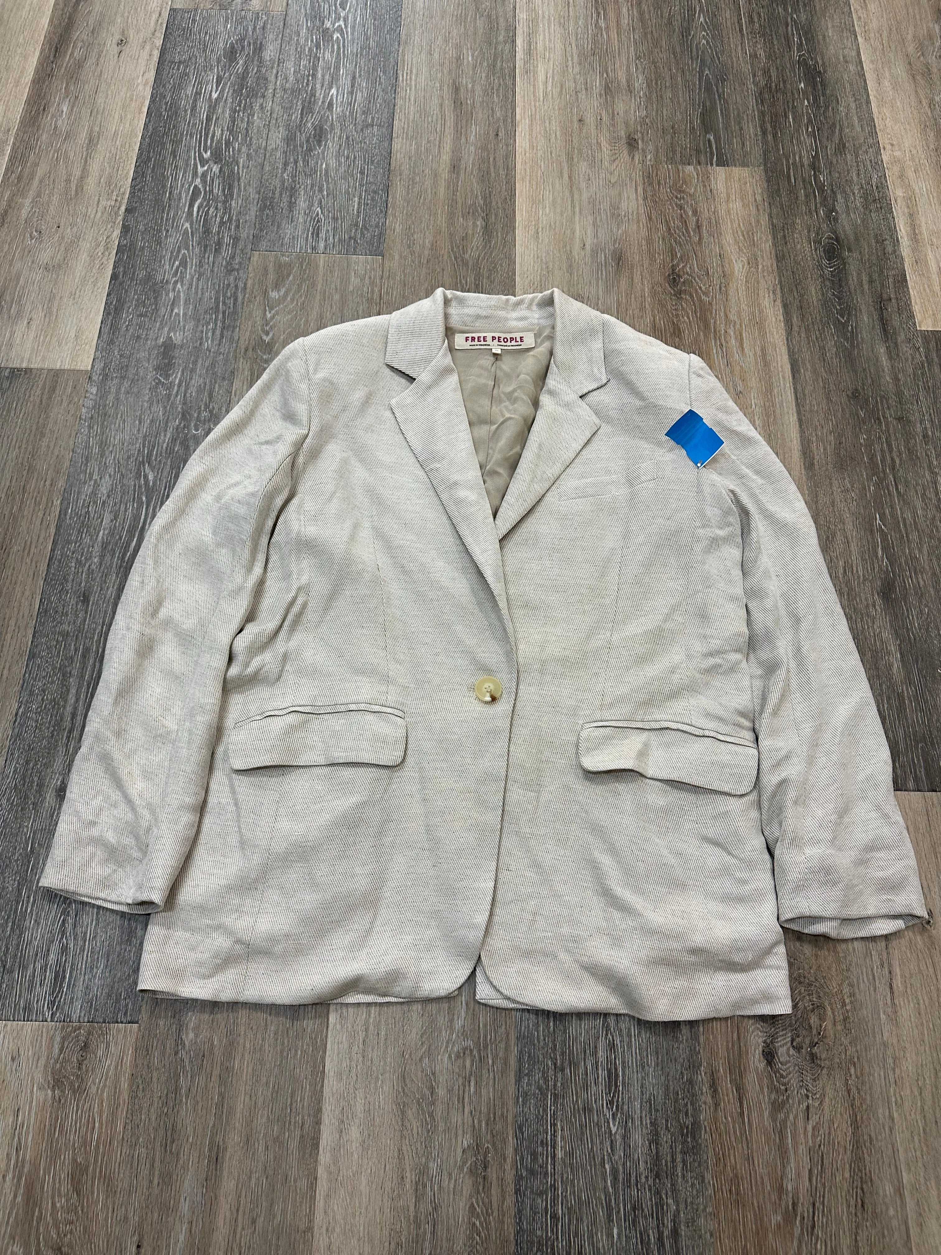 Ergonomic Shoulder Cut Multipurpose Design Blazer By Free People In Cream, Size: Xs