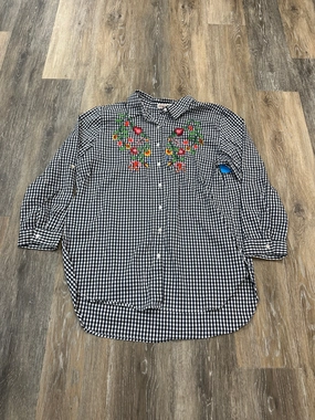 Contrast Stitch Accent Airflow Weave Pattern Blouse Long Sleeve By Grand And Greene In Checkered Pattern, Size: M