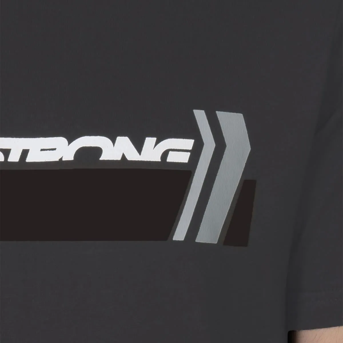 Stay Strong Big Chev T-Shirt - Charcoal Everyday Look