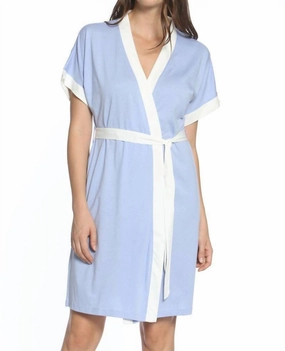 Madeleine Short Sleeve Sleeve Robe In Lavender MotionAdaptive Fit