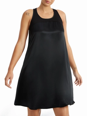 Roomy Fit Minimalist Stitching PJ Harlow Women's Lindsay Satin Nightgown