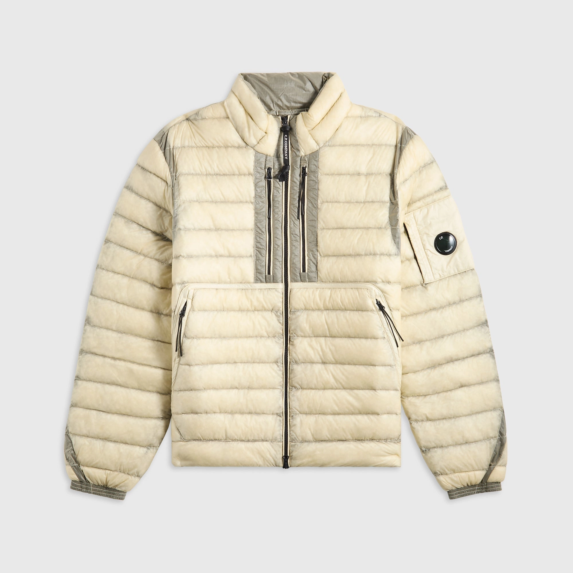 Sleek Outdoor Look C.P. Company DD-Shell Medium Jacket - Pistachio Shell