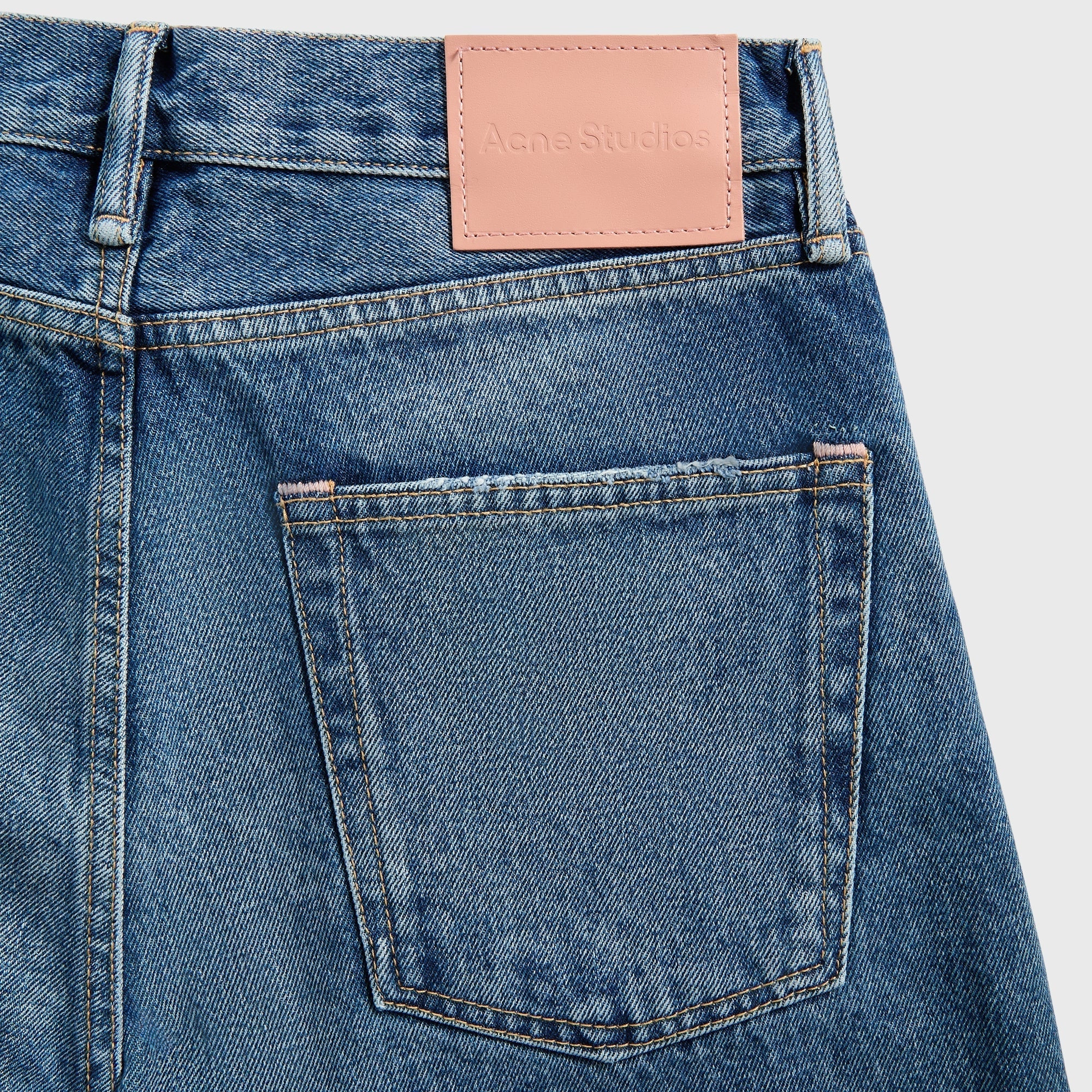 Acne Studios 1981 U - Vintage Blue Sophisticated Look