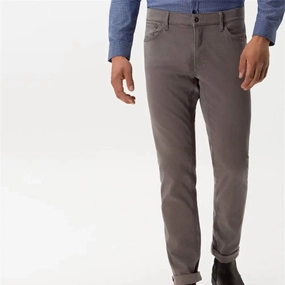 Chuck 5-Pocket Jean In Stone Hypoallergenic Material Composition Clean Shape
