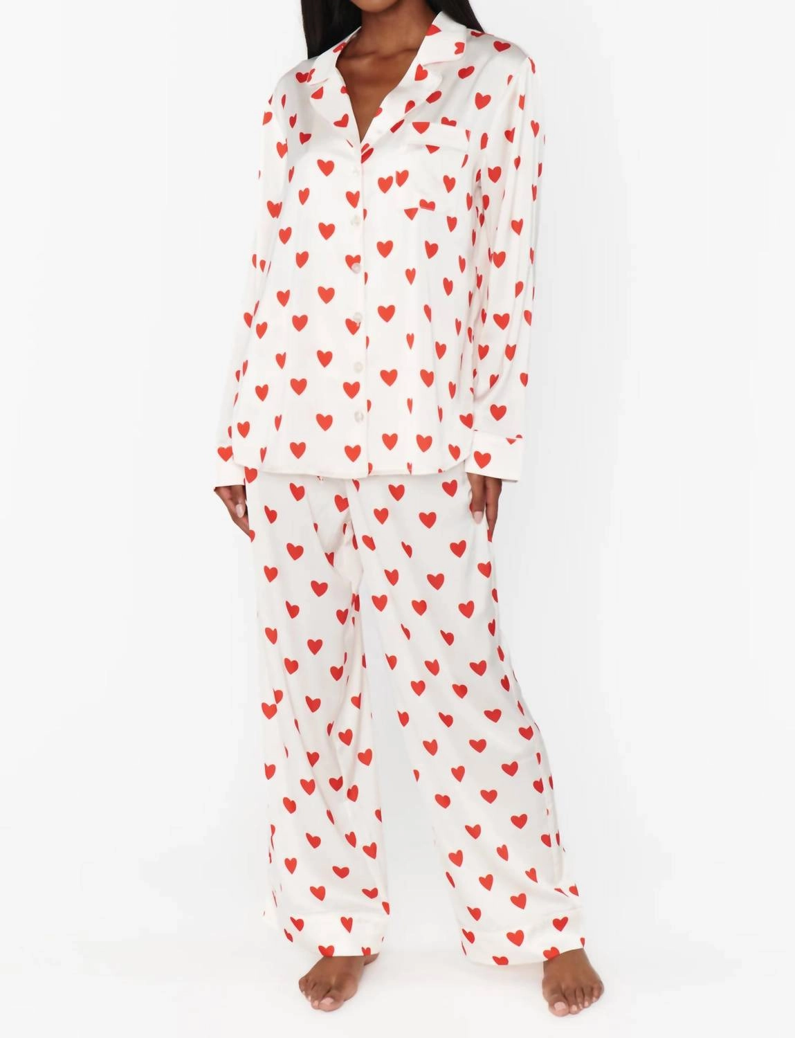 Plush Terry Cloth Non Restrictive Design Classic Pajama Set In Queen Of Hearts