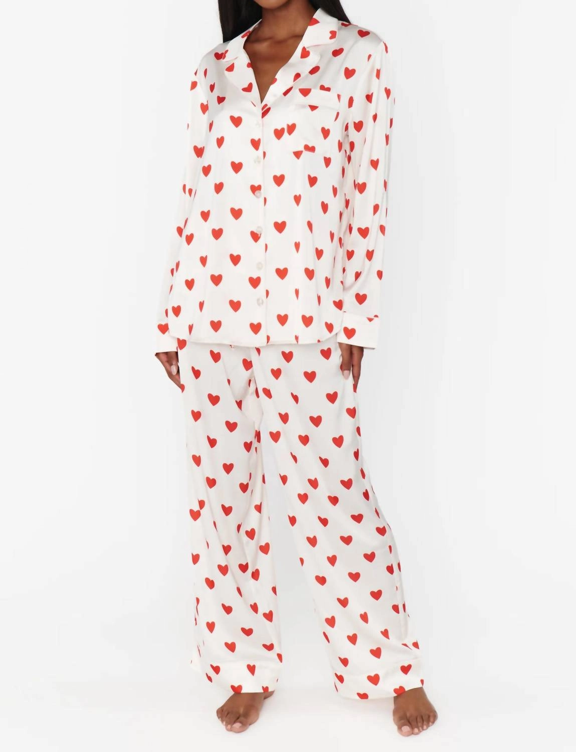 Skin Friendly Fabric Classic Pajama Set In Queen Of Hearts