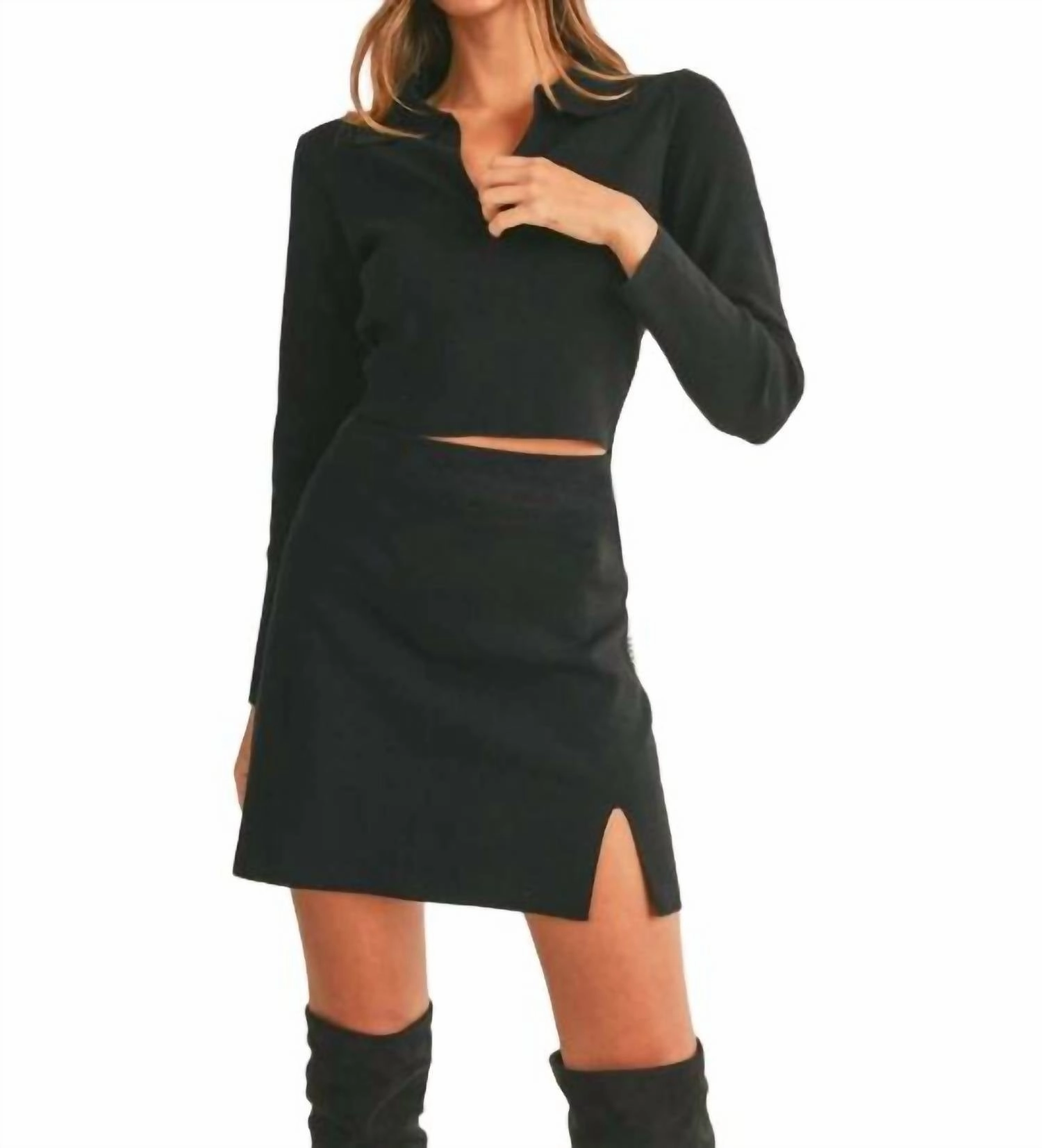 Hidden Pocket Detail Collared V-Neck Knit Sweater & Mini Skirt Set In Black