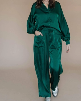 High Elasticity Fabric Plush Lining So Much Better Satin Set In Emerald Green