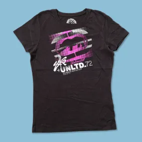 Women's Y2K Ecko T-Shirt Large Versatile Layering Piece tall size
