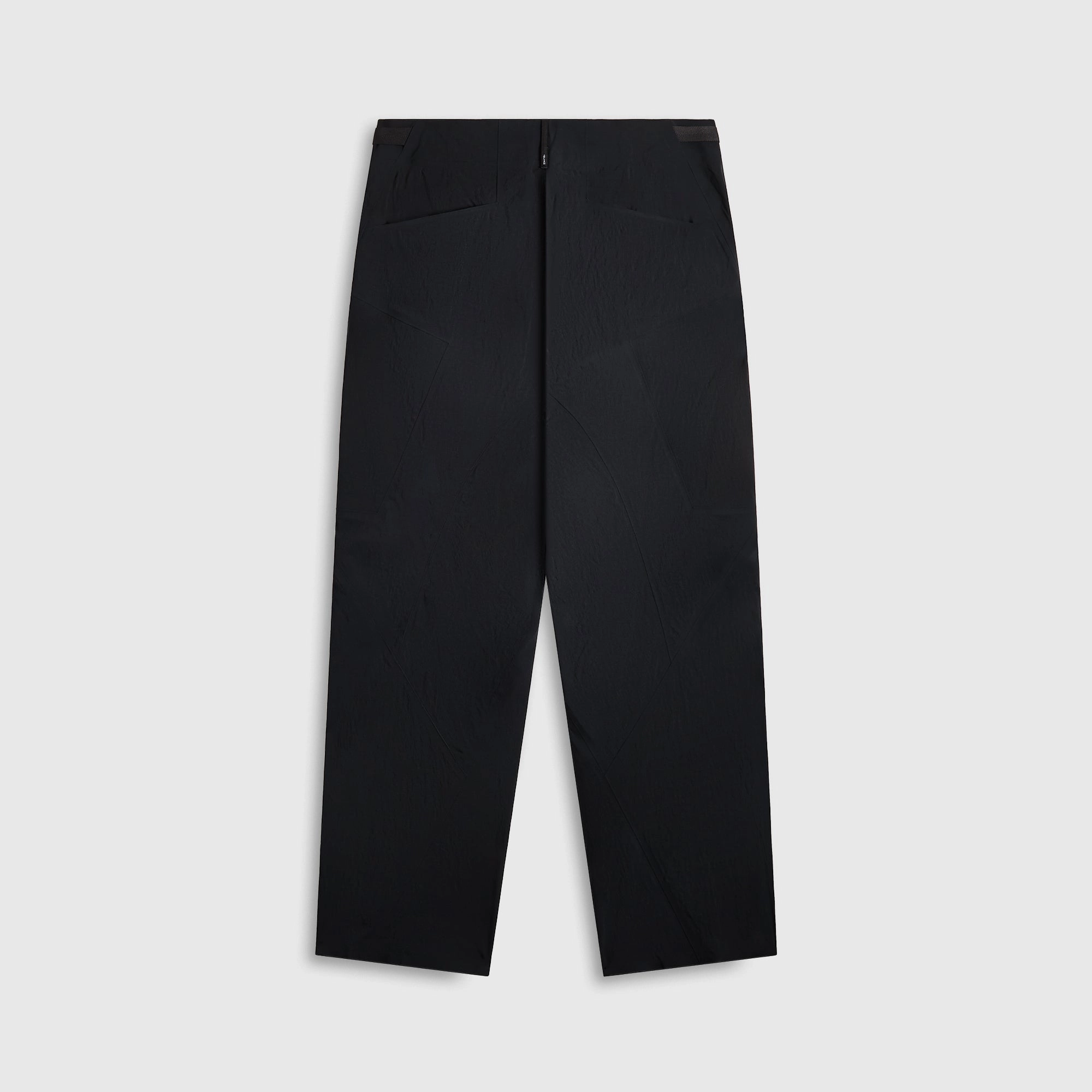 Quick Drying Sleek Design Veilance Spere LT Cargo Pant - Dark Black