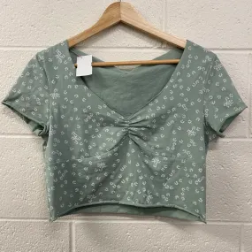 Effortless Vibe Simple Wear T-Shirt Size Small