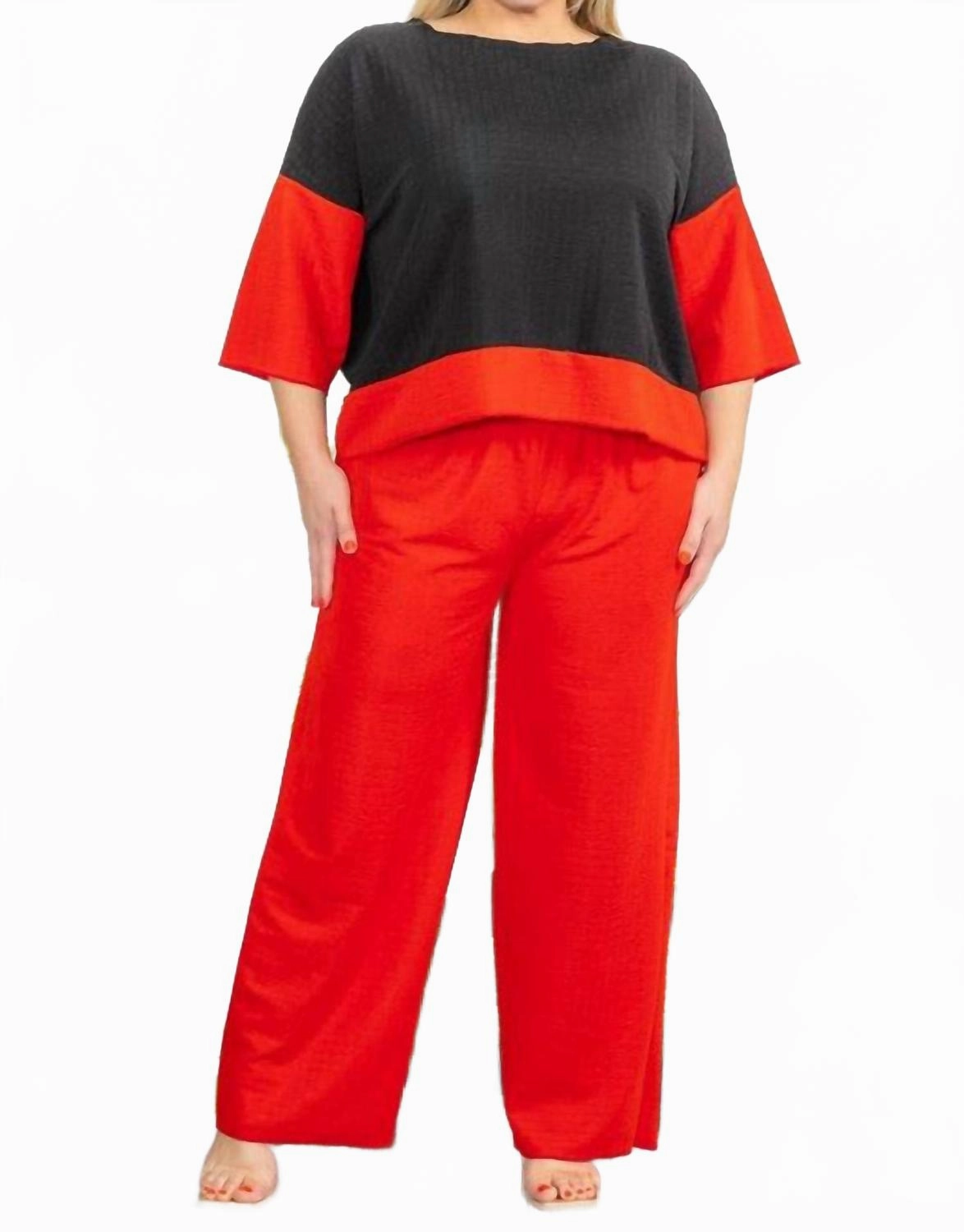 Reinforced Hems Cozy Textured Two-Piece Set In Black/red