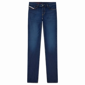 Double Layered Knees Daily Essential Diesel D-Sark Dark Blue Straight Fit Denim Jeans