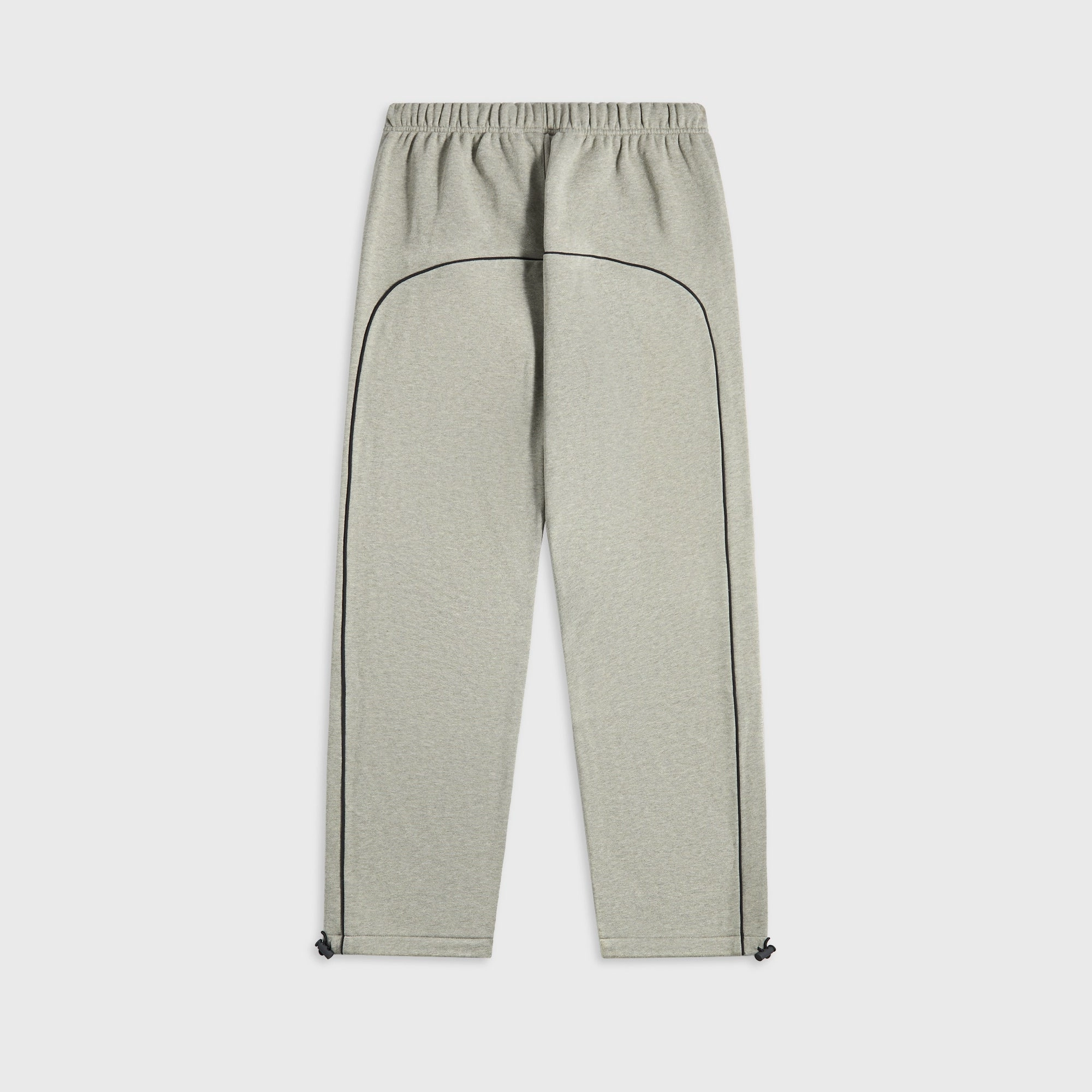 Essentials Relaxed Fleece Sweatpant With Piping - Concrete Heather / Black Low Maintenance Freedom Fit