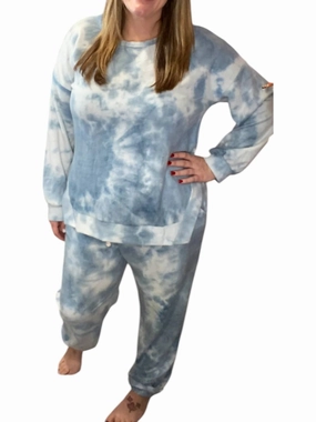 Tie Dye Lounge Set In Sky Blue Smooth zipper closure Non Restrictive Waistband
