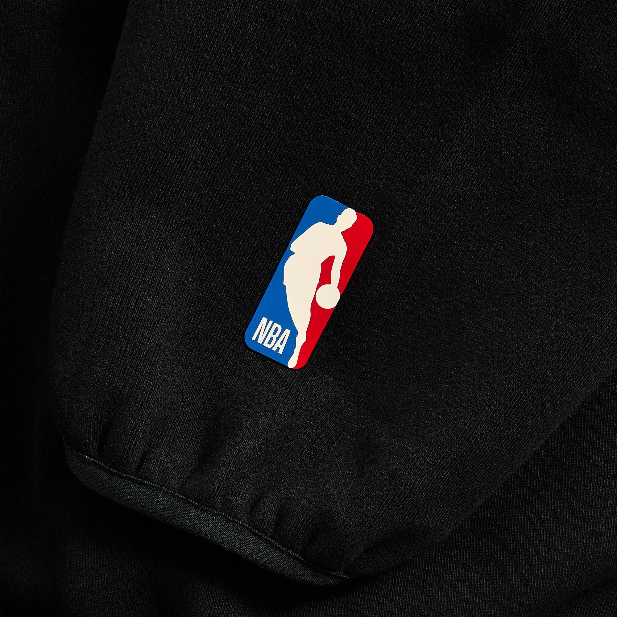 Essentials Bulls Core Fleece Pull Over Hoodie - Black / Red Rural road