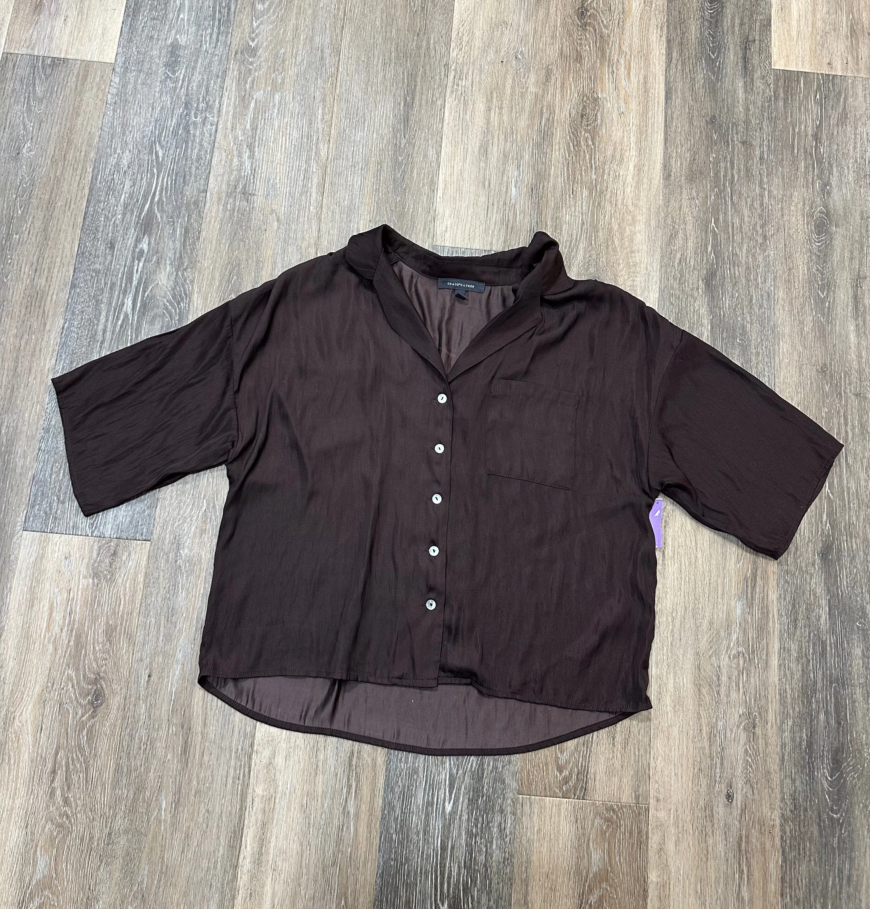 Blouse Long Sleeve By Grade & Gather In Brown, Size: M Anti Static Cloth Blend