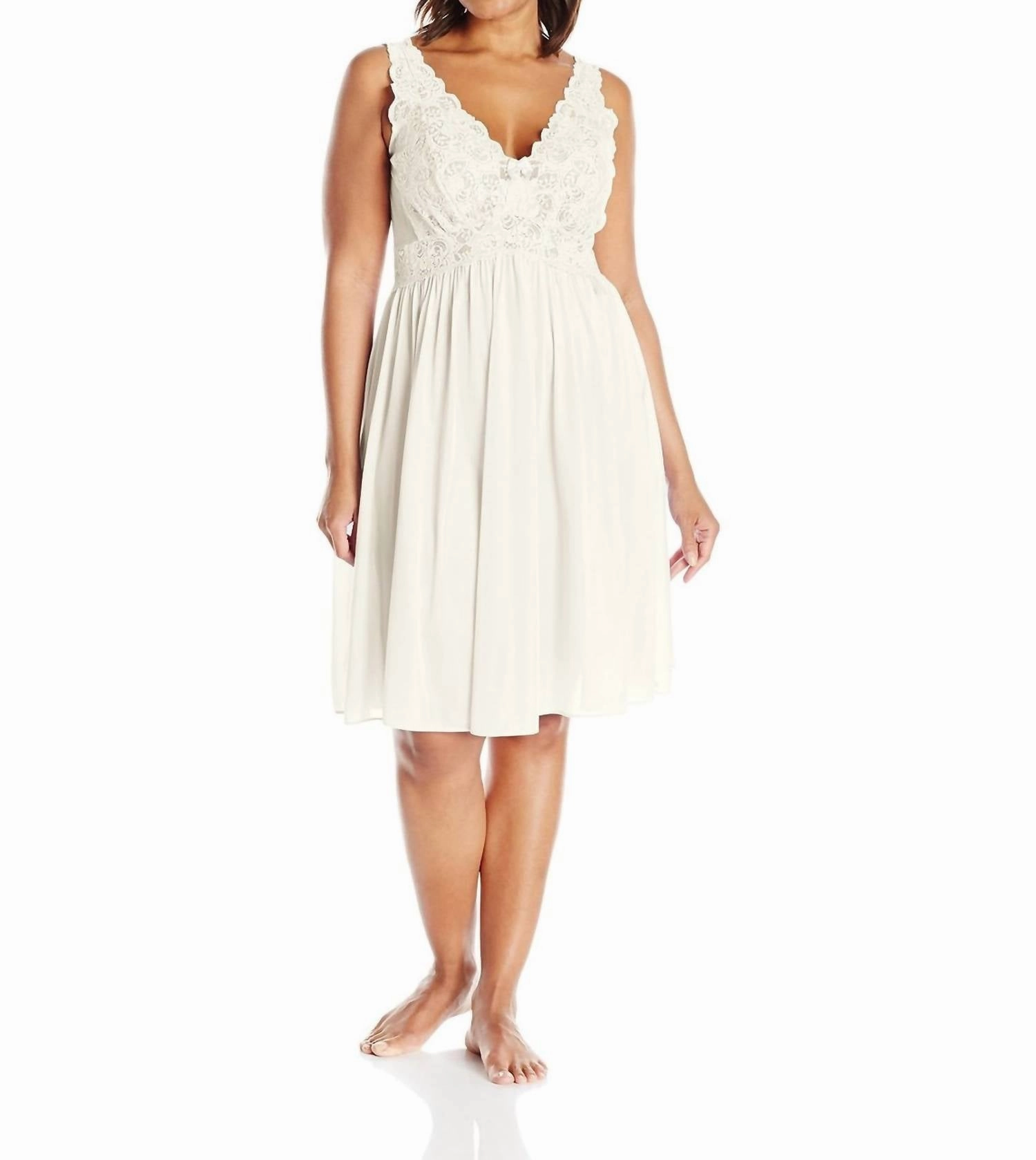 Eco Friendly Dye Wrinkle Resistant Finish Silhouette Lace Bodice Sleeveless Waltz Gown In Ivory