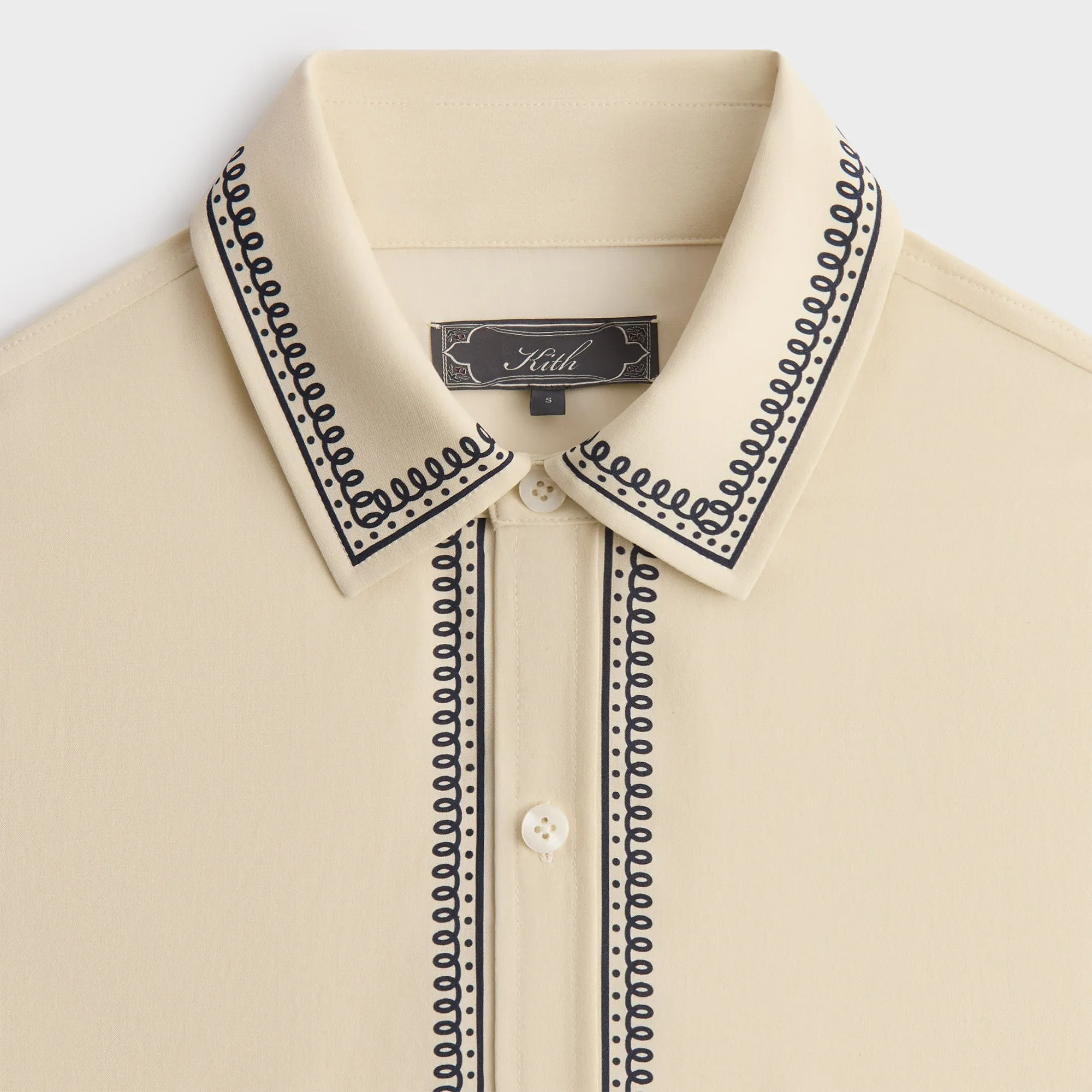 Kith Baroque Paxton Buttondown - Sandrift Anti Static Treatment Multi Functional Pockets