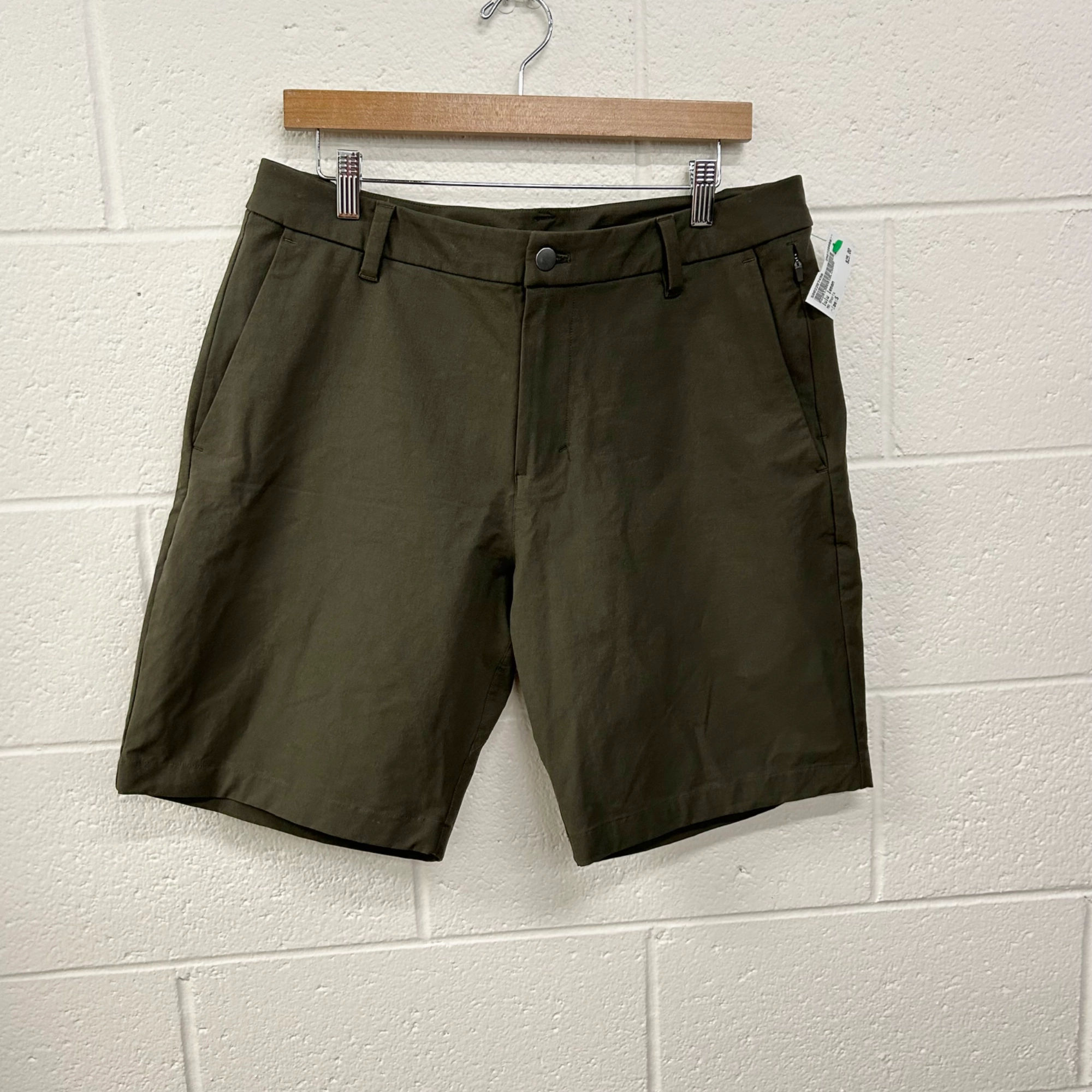 Fashion - Conscious Lulu Lemon Athletic Shorts Size Small timeless zipper pull venue