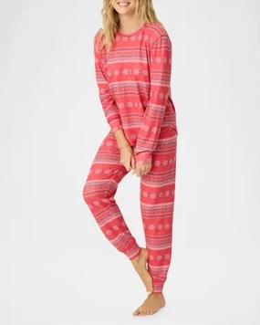 Snowflake Kisses Pj Set In Red Organic Cotton