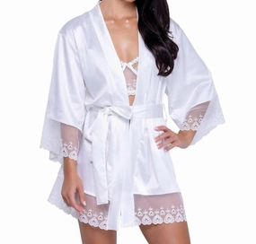 Forever Yours Robe In White OdorResistant Technology