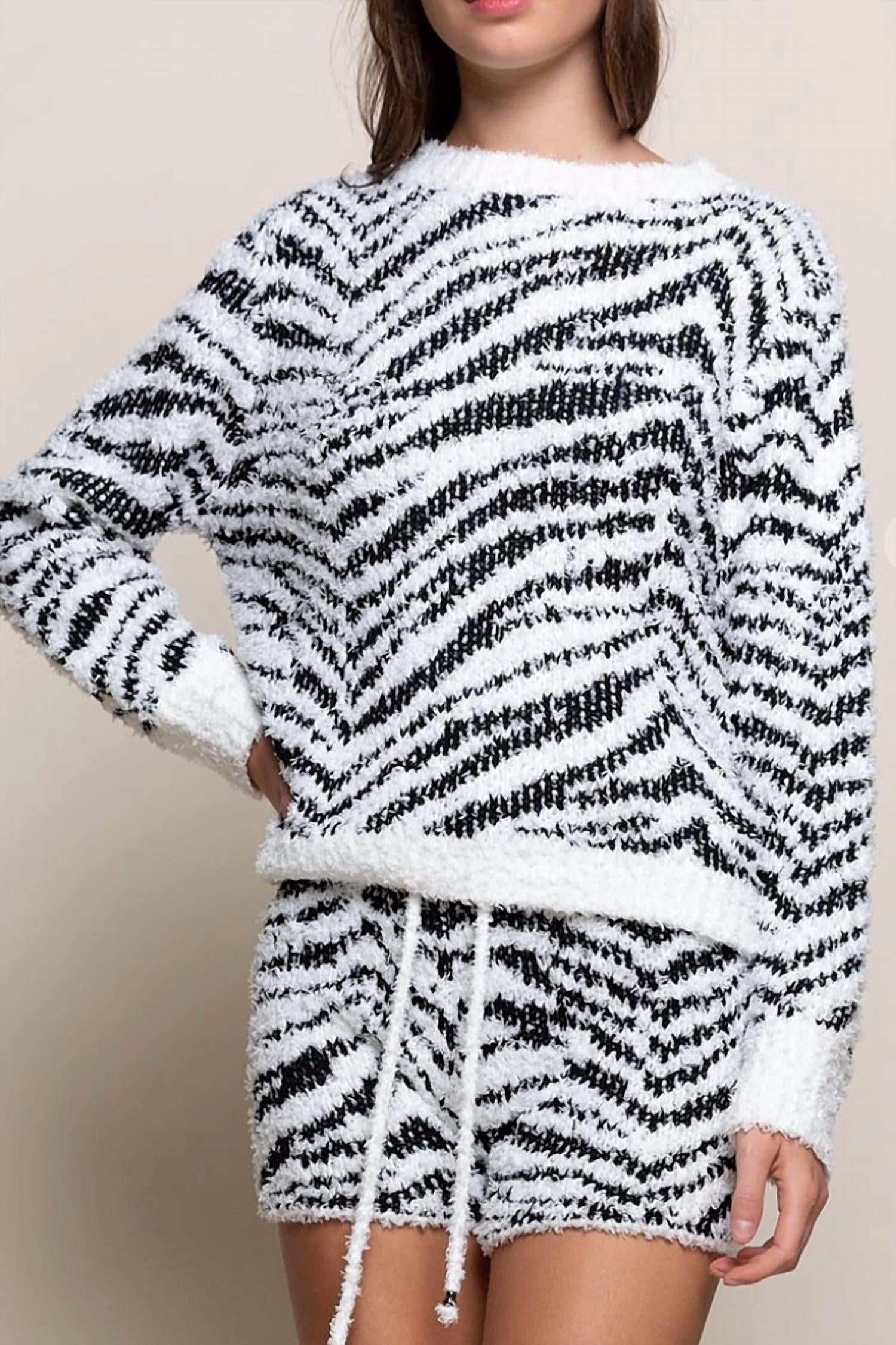 Lightweight Jersey Knit Wide Leg Cut Fuzzy Zebra Shorts In Black, White