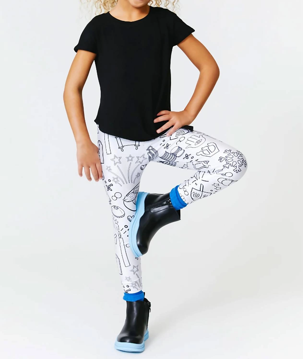 Core Style Girl's Hanukkah Coloring Leggings In Multi
