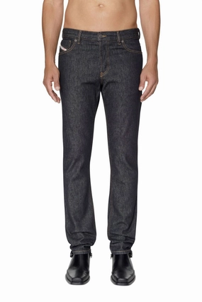D-Sark Slim Fit Straight Leg Denim Jeans In Black Neat Look