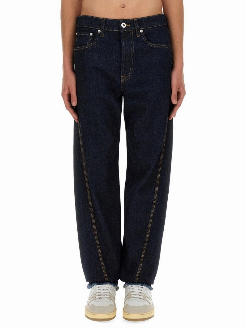 Relaxed Fit Twisted Seam Denim Jeans City Walk Autumn Days Lightweight Polished Look