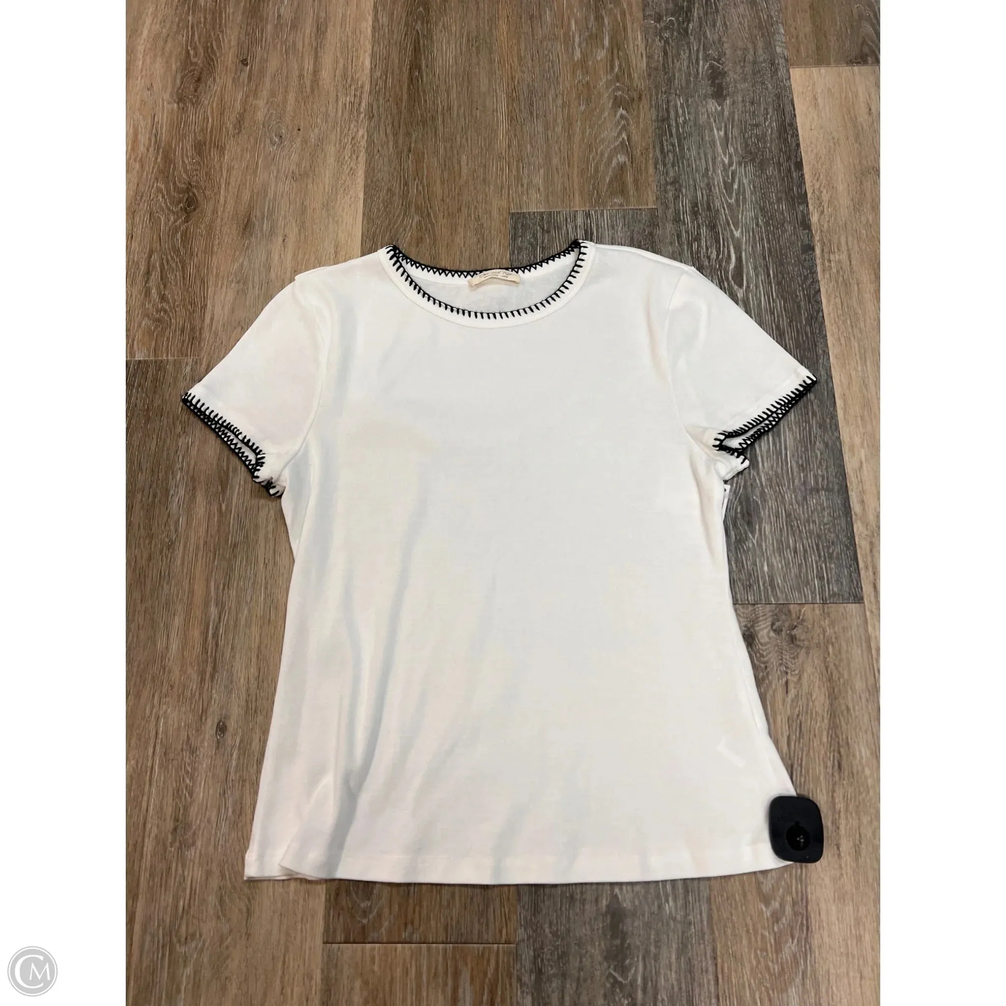 Airflow Mesh Panel Top Short Sleeve By Doe & Rae In White, Size: L