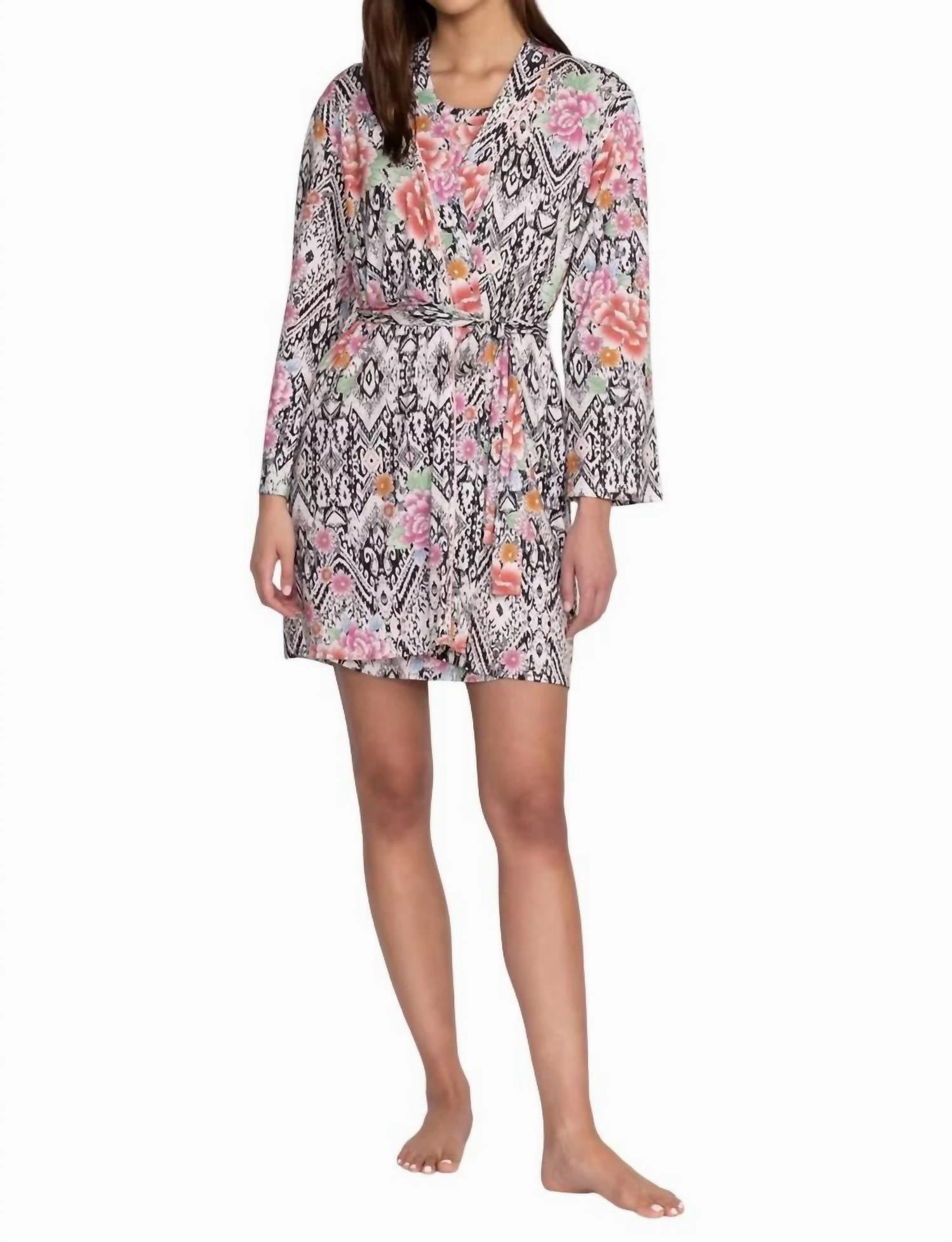 Moisture Wicking Technology Tagless Design Jonesy Robe In Azzie Flower Neo