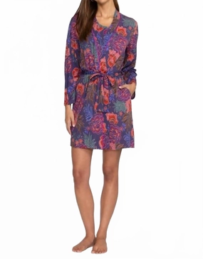 Balanced Compression Low Maintenance Care Jonesy Sleep Robe In Ettas Garden