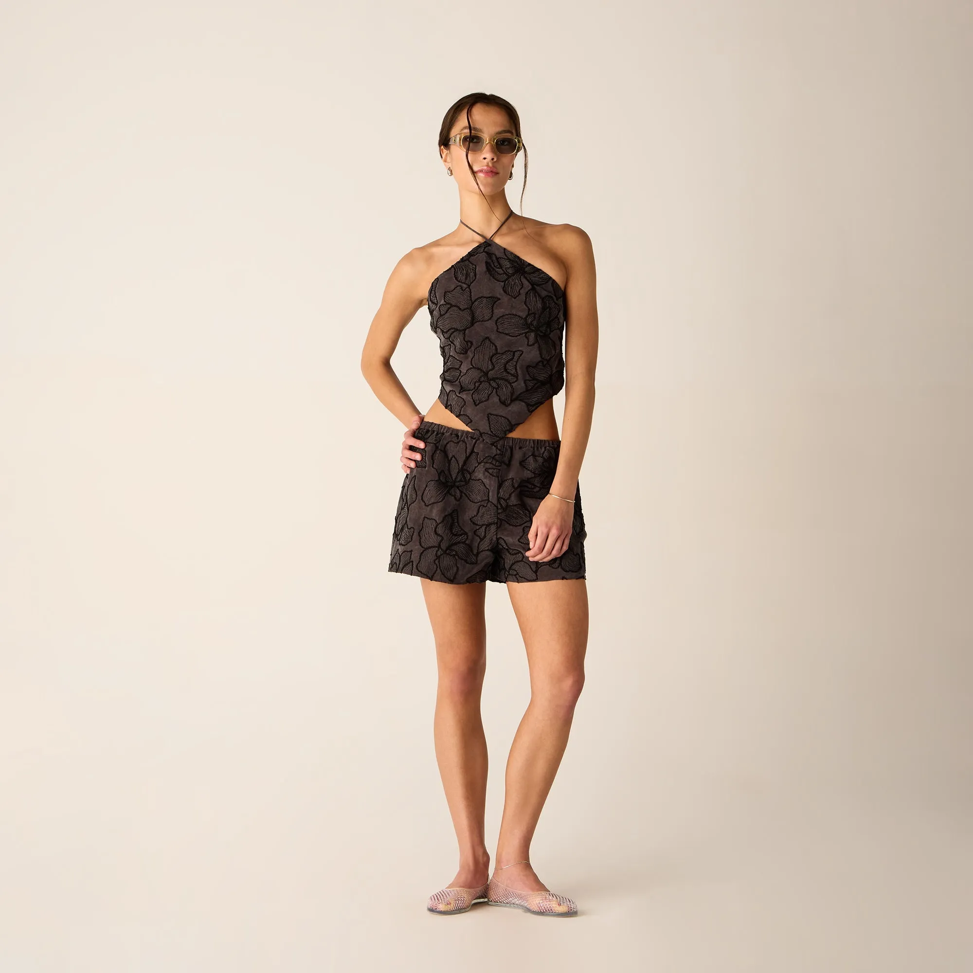 Aesthetic - pleasing Kith Women Kumi Floral Embroidered Halter - Incognito