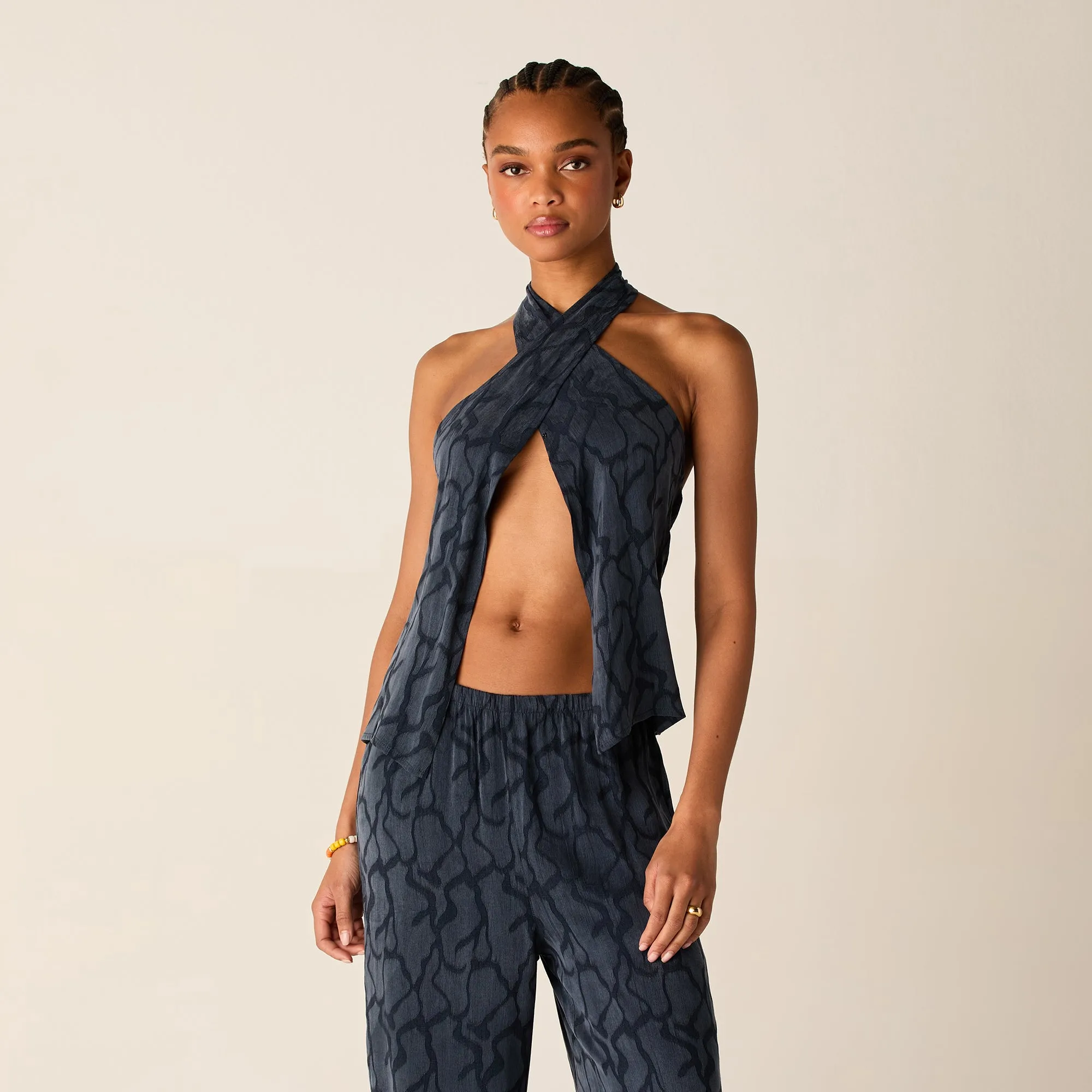 Kith Women Mika Wavy Jacquard Wrap Halter - Nocturnal Enhanced Ventilation Panels Raglan Sleeve