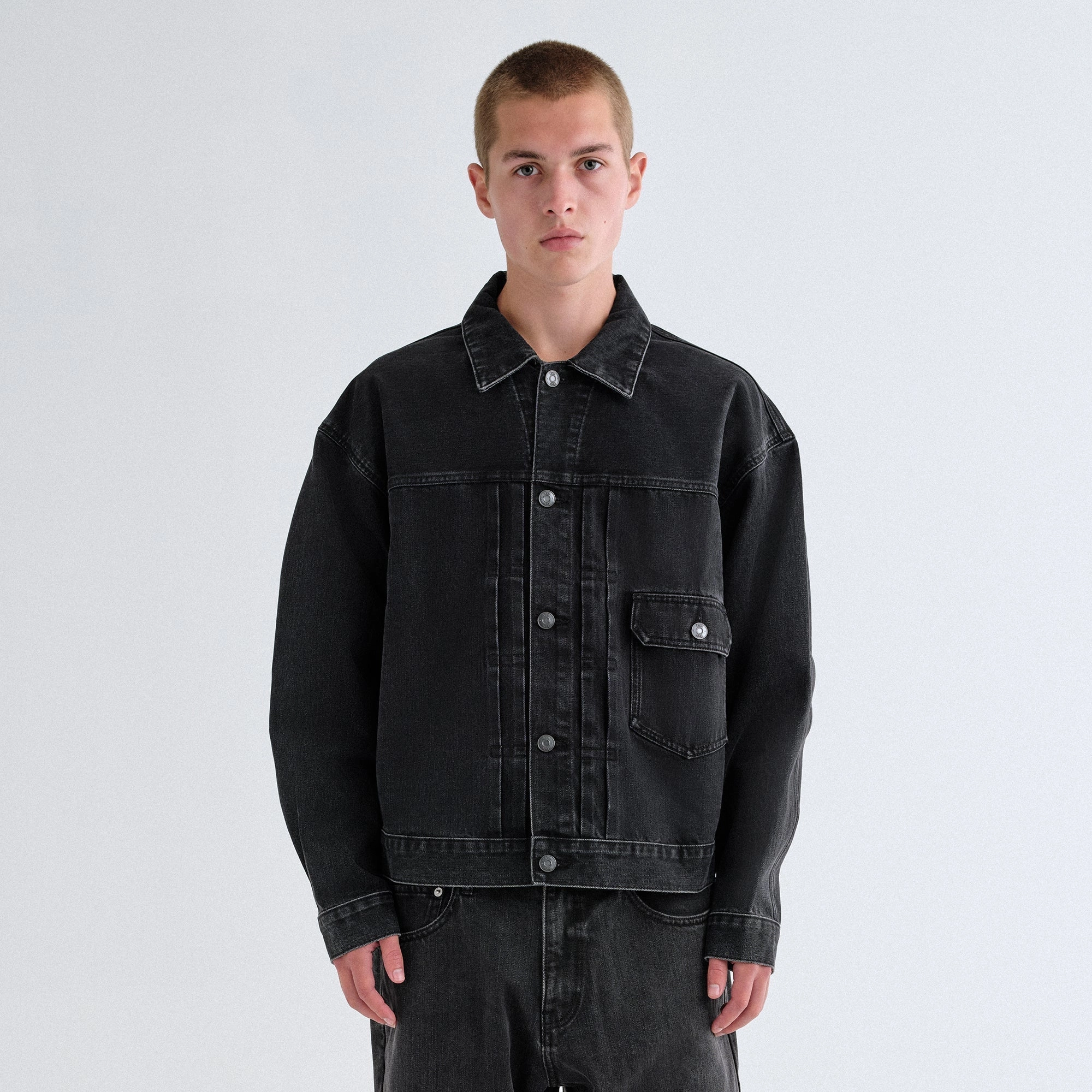 On The Go Layer Kith Alonzo Denim Jacket - Xavier Wash