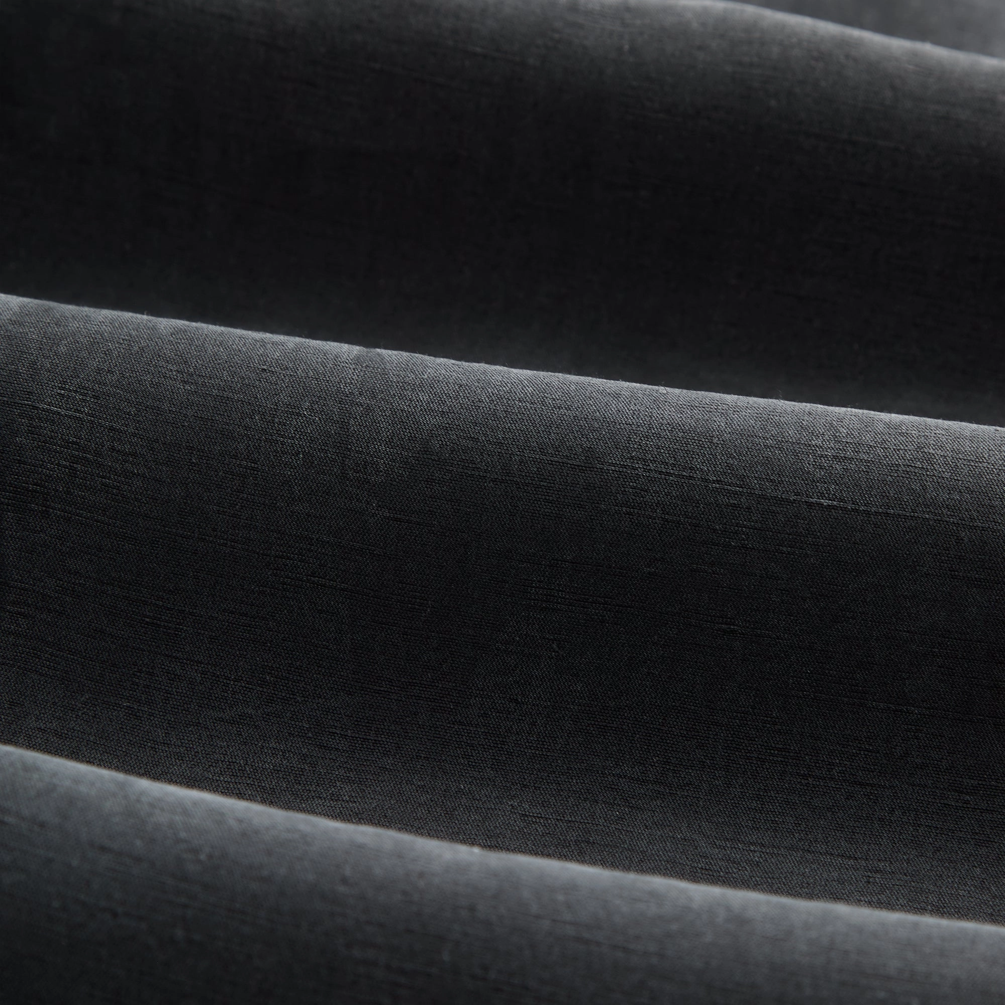 Relaxed Comfort Look Kith Cupro Linen Grayson Pant - Black