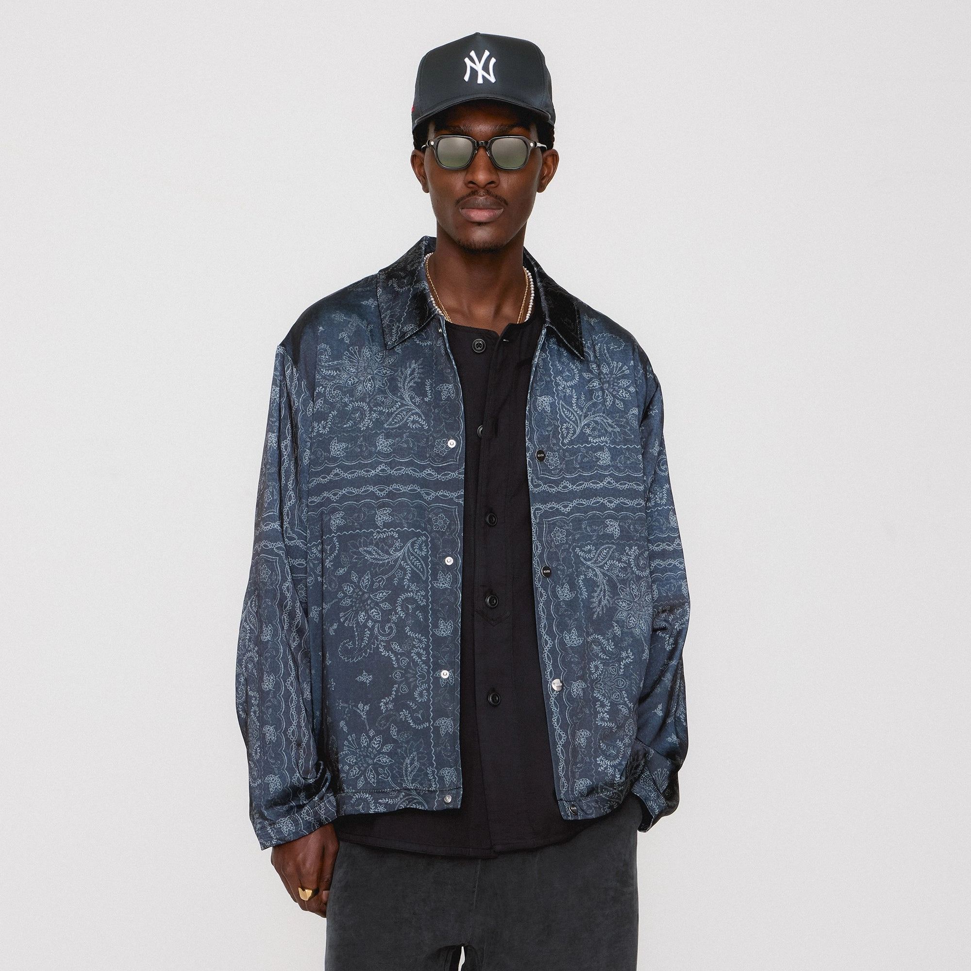 Organic Cotton Blend Windproof Hood Kith Panelled Bandana Long Sleeve Coaches Jacket - Black