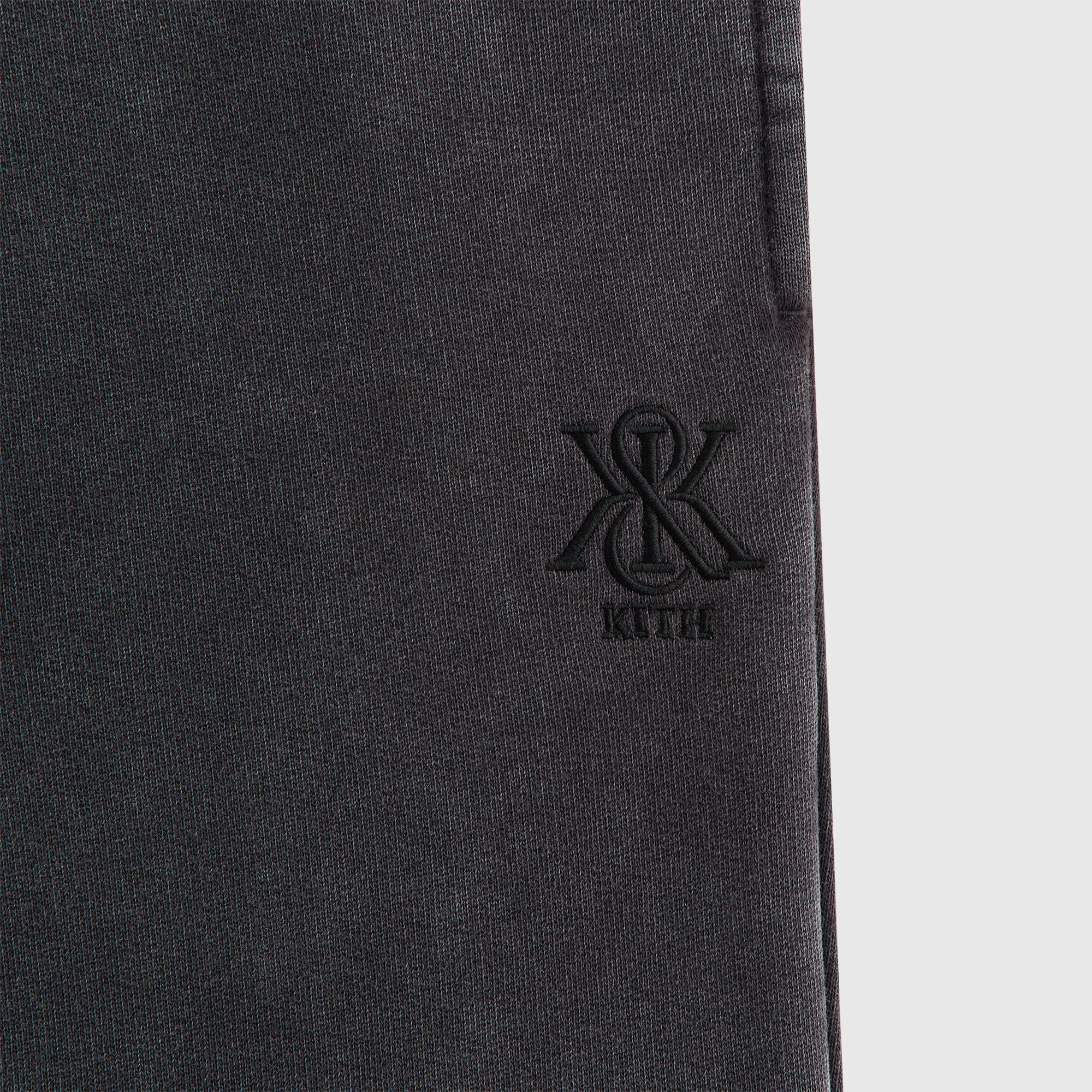 Kith Women Chelsea III Crest Sweatpant - Black Durable Hemming