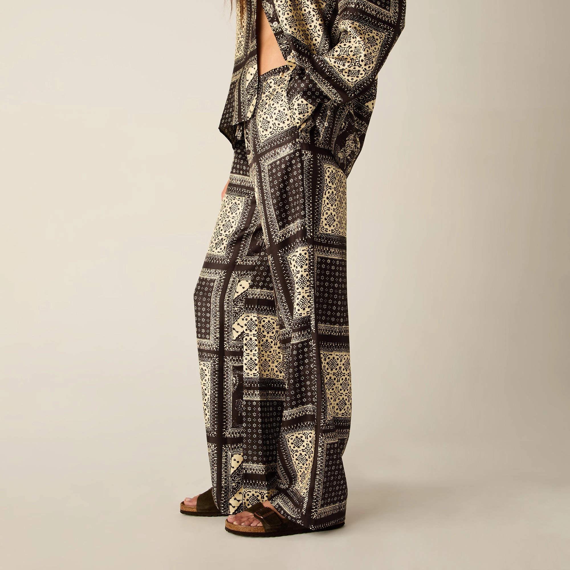 TearResistantMaterial Functional Layer Kith Women Michi Batik Block Print Pant - Incognito