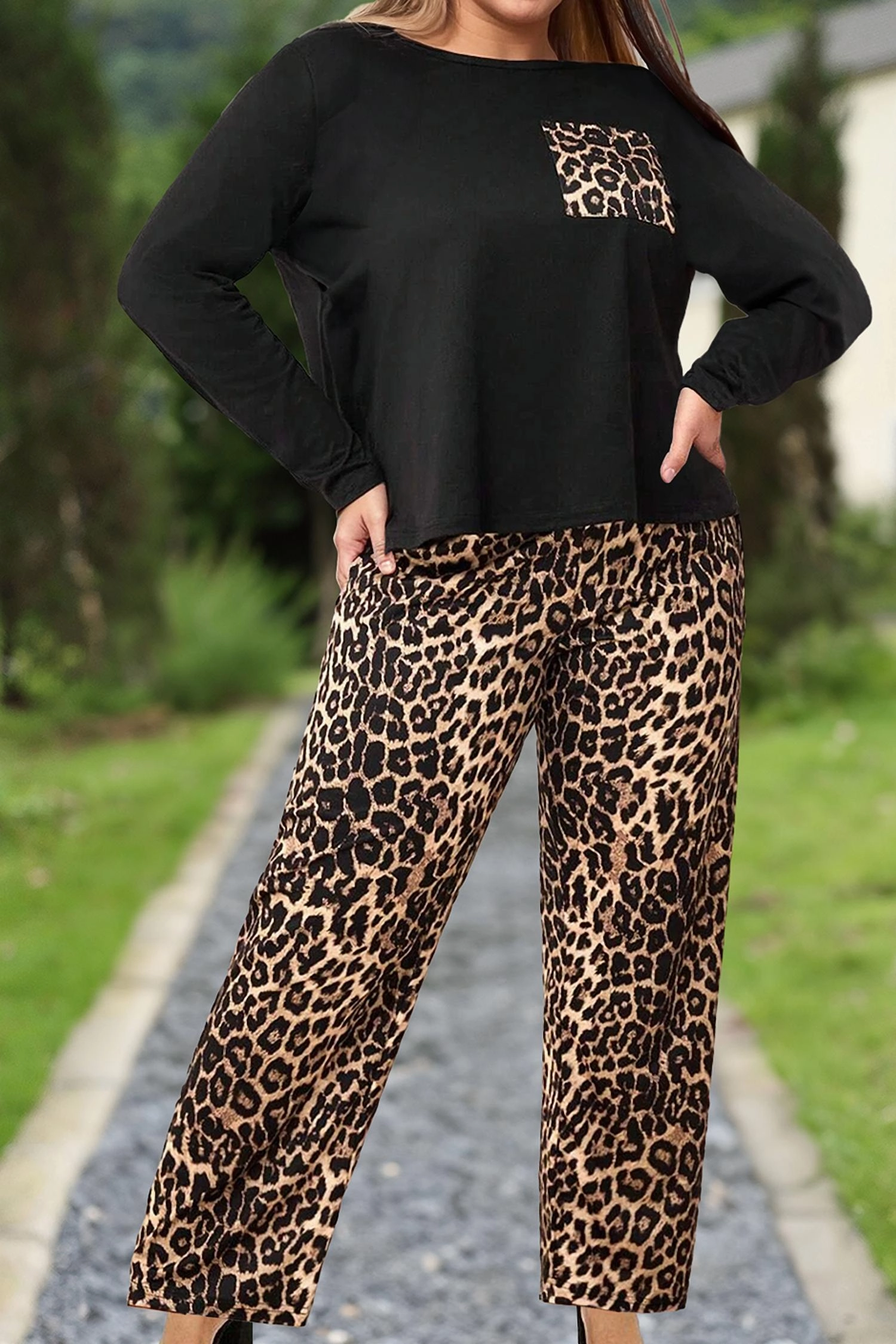 Leopard Top And Pants Set In Black Plush Fleece Lining