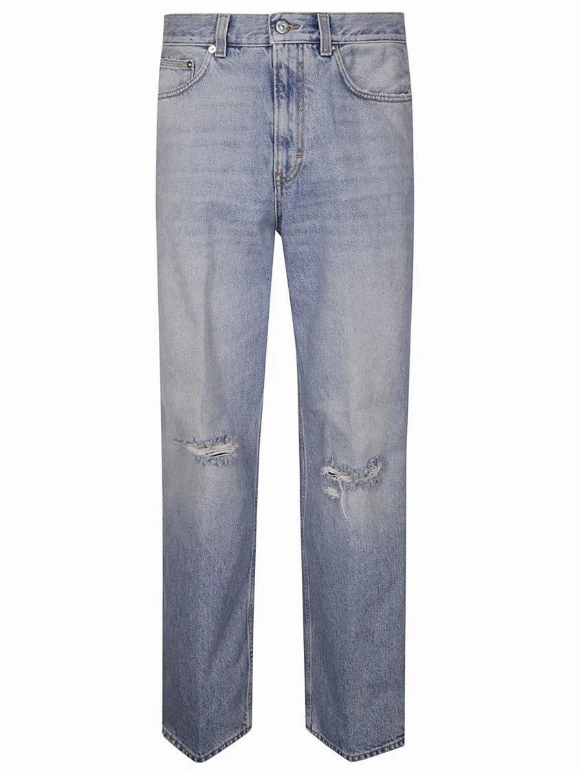 Fit And Easy Light-Wash Denim Jeans With Distressed Knee Details