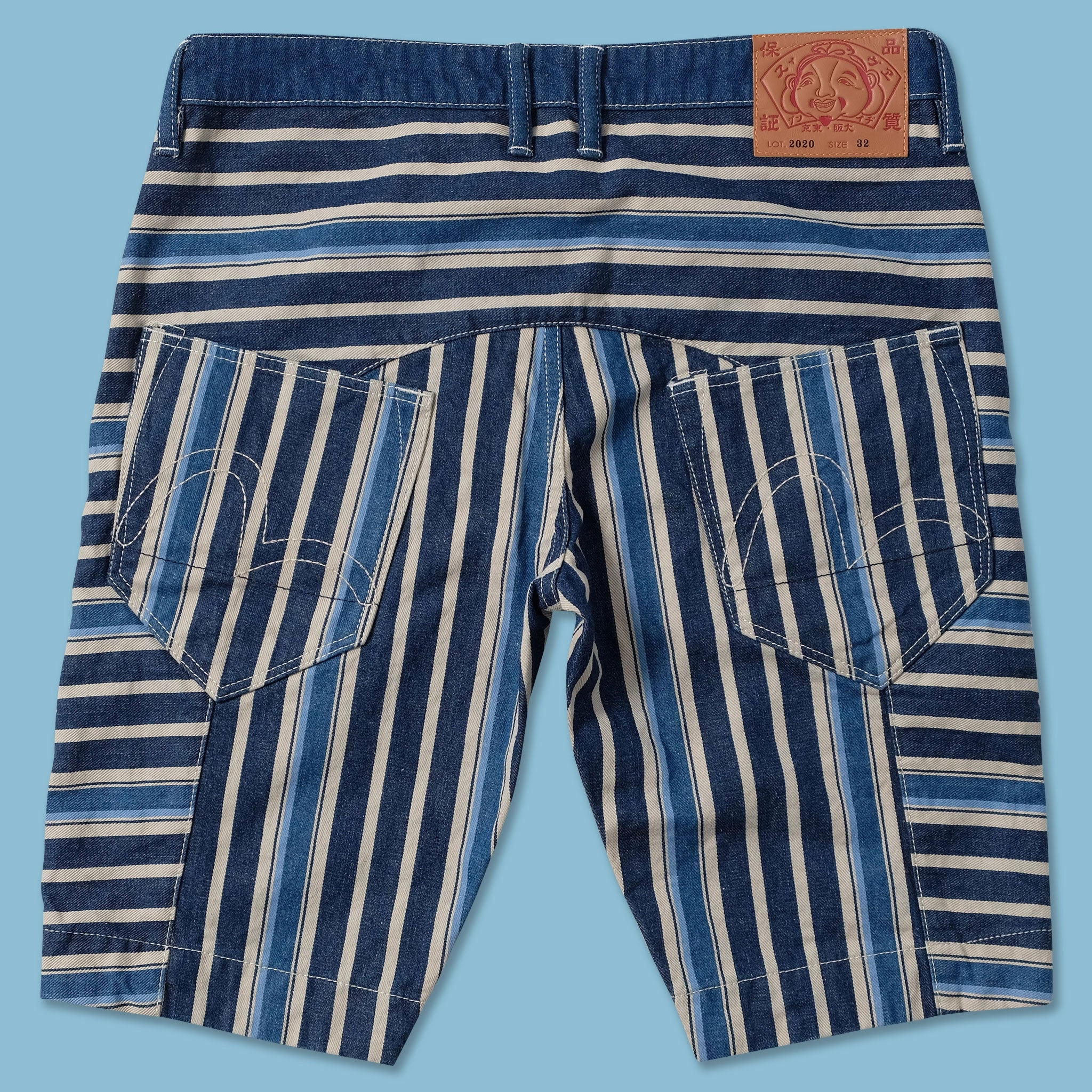 Stretchy Waist Y2K Evisu Denim Shorts W32