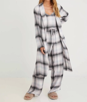Reinforced Neckline Plush Terry Cloth Long Sleeve Shawl Collar Robe In Lilac Ombre Plaid