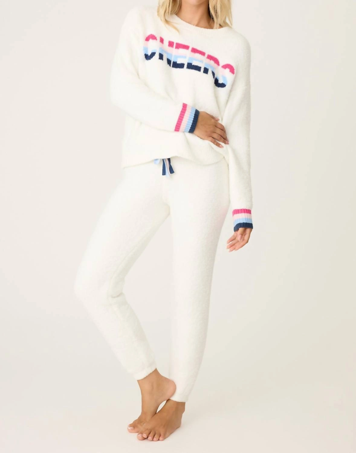 Multi Directional Stretch Marshmallow Party Lounge Set In Powder White